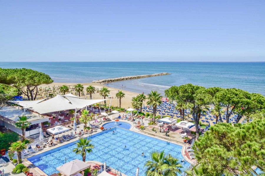 FAFA Premium Resort